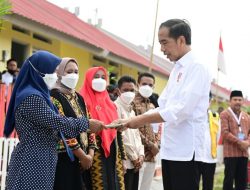 Presiden Jokowi Resmikan Hunian Tetap Bagi Korban Bencana Seroja