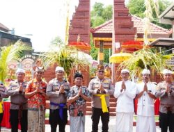 Prosesi Melaspas Pura Kertha Bumi Bhayangkara di Polresta Sidoarjo