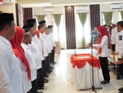 Lantik Pengurus PMI Kecamatan, Indah: Lakukan Konsolidasi dan Susun Program 5 Tahun