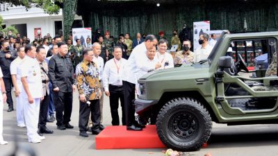 Presiden Menjajal Dan Meresmikan Nama Rantis Maung