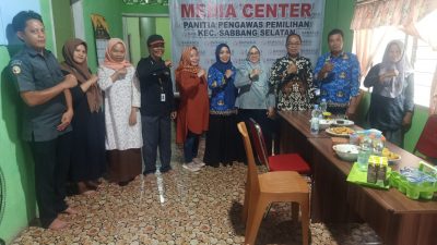 Ketua Bawaslu Sulsel Melakukan Monev ke Sekretariat Panwaslu Sabbang Selatan