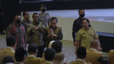 Kendalikan Inflasi, Kepala Daerah Diminta Presiden Untuk Sering Masuk Pasar