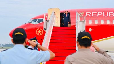 Presiden Didampingi Seskab Kunjungan Kerja Ke Sulawesi Utaragan Kerja Ke