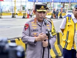 Puncak Macet Parah, Kapolri: Akibat Lonjakan Kendaraan