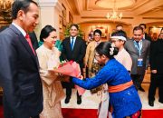 Presiden dan Ibu Negara Tiba di New Delhi