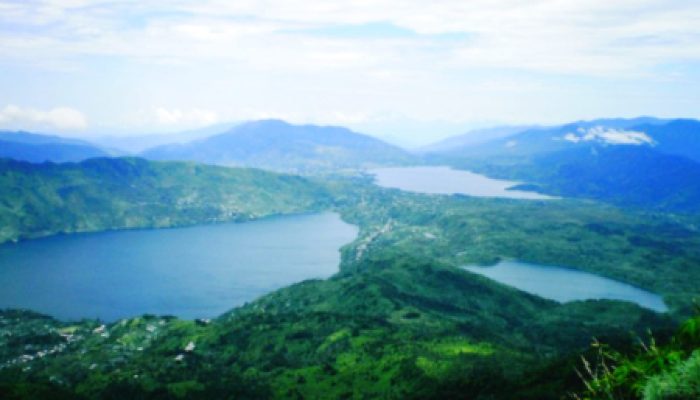 Menikmati Keindahan Danau Letusan Purba di Ranah Minang