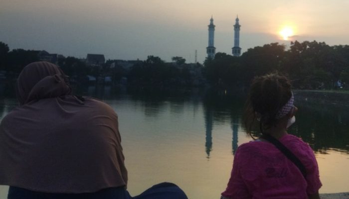 Melihat Matahari Tenggelam dari Situ Bungur, Jadi Lokasi Wisata Murah di Tangerang Selatan