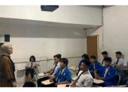 Dosen Unpam Edukasi Siswa Multimedia SMK Putra Pertiwi tentang Medsos