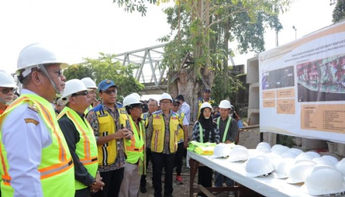 Waterfront Siluk Kapuas Hulu Mampu Gerakan Ekonomi Masyarakat