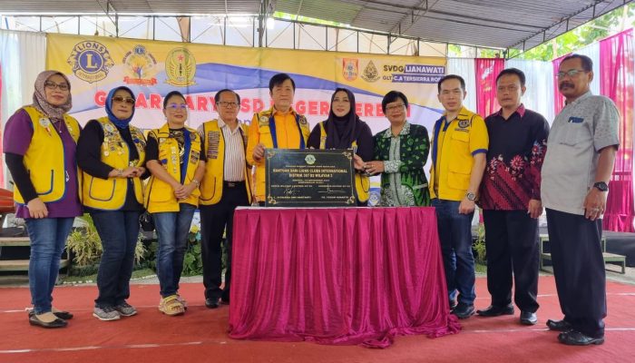 Bakti Sosial Pemberian Sarana dan Prasarana Lions Internasional Distrik 307 B2 Wilayah 3 di HUT ke-54 Lions Indonesia