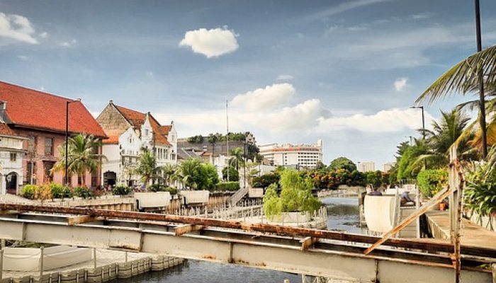 Menyimpan Banyak Sejarah, Berikut Rekomendasi Wisata Kota Tua di Indonesia