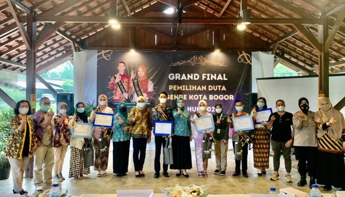 Sosok Raden Natasya, Milenial Multi Talent yang Digelari ‘Duta Genre’