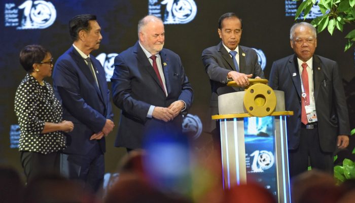 Presiden Tekankan Pentingnya Kolaborasi Bagi Kemakmuran Dunia pada WWF