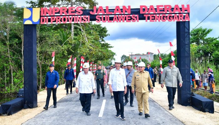 Presiden Resmikan Pelaksanaan Inpres Jalan Daerah di Sulawesi Tenggara