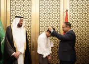 Menhaj Saudi Rilis Smart Card Haji di Indonesia