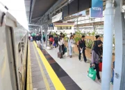 KAI Buka Pemesanan KA Tambahan Angkutan Lebaran 2025