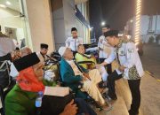 Penuh Haru dan Tangis Bahagia, 300 Jemaah Haji Safari Wukuf Lansia Kembali ke Kloter