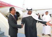 Tiba di Bandara Zayed, Jokowi Disambut Langsung Presiden MBZ