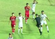 Wasit Dipukul Pemain di PON, PSSI: Usut Tuntas dan Sanksi Terberat!