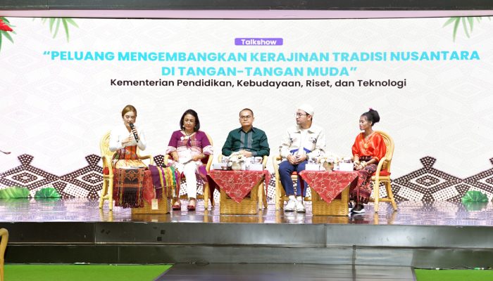 Pendidikan Kecakapan Wirausaha Tekun Tenun, Peluang Generasi Muda Kembangkan Kerajinan Tradisi