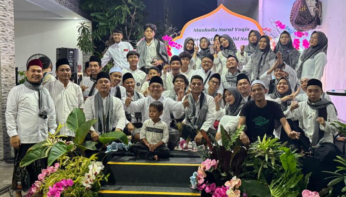 Membludak, Ribuan Warga Hadiri Ceramah Ustaz Maulana di Acara Maulid Mushola Nurul Yaqin Jurtim Tangsel