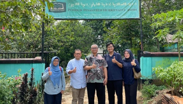 Program Pemberdayaan Ekonomi, ITI Beri Pelatihan Industri Kecil Sabun Cair Herbal di Pesantren Hurriyatul Amiin Bogor
