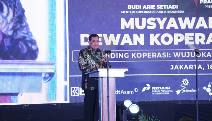 Ketua Dekopin Nurdin Halid Dukung Program Makan Gratis