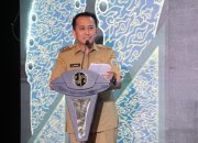 Dirjen Bina Keuangan Daerah Agus Fatoni Terima Penghargaan dari Kementerian BUMN sebagai Pembina Samsat Nasional