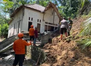 Trenggalek Dilanda Bencana Hidrometeorologi Secara Bertubi-tubi