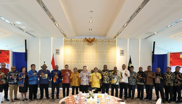 Satu Hari Setelah Dilantik, Pj Gubernur Papua Fatoni Gelar Rakor Bupati/Walikota Se-Papua