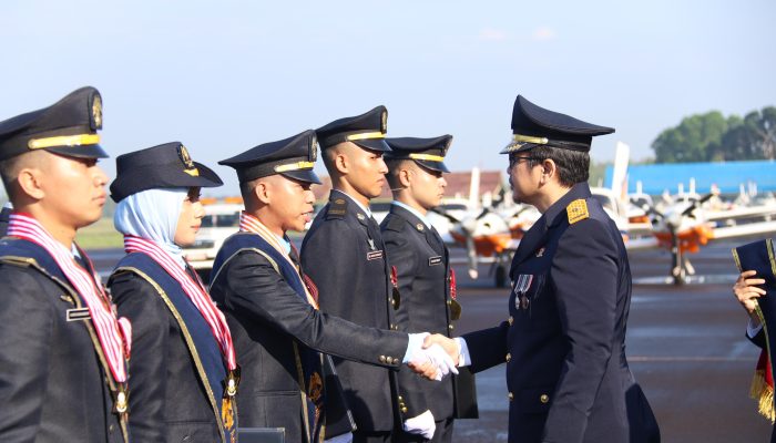 PPI Curug Wisuda 409 Perwira Udara, Kepala BPSDMP Tekankan Profesionalisme dan Integritas