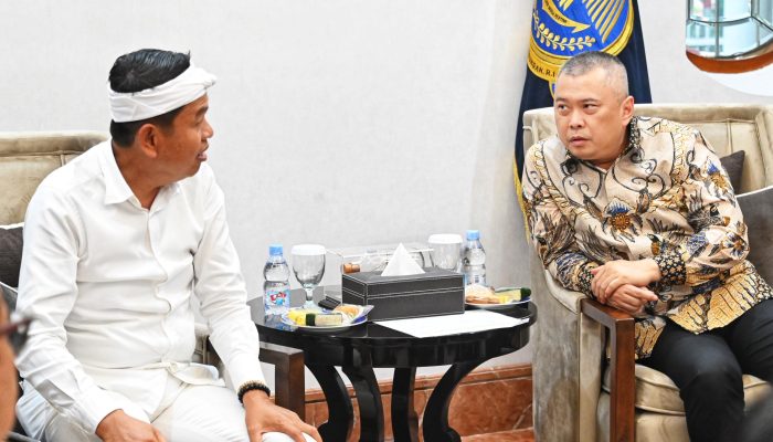 Bertemu Dedi Mulyadi, Menhub Bahas Sejumlah Isu Transportasi di Jawa Barat