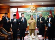 Meski Belum Berkantor Di Gubernuran, Mathius Fakhiri-Aryoko Rumaropen Sudah Tunjukkan Kerja Nyata