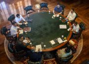 Kumpulkan Menteri di Hambalang, Presiden Bahas Kampung Haji hingga Percepatan Pemulihan Sumatra