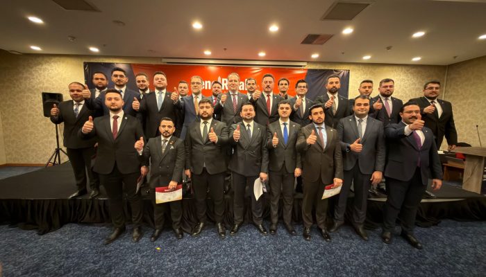 Masa Depan Dunia Islam di Tangan Para Pemuda