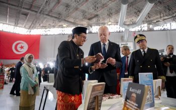 PPI Tunisia Tampilkan karya dalam Pameran Buku Internasional: Tuai Apresiasi Bangga dari Presiden Tunisia